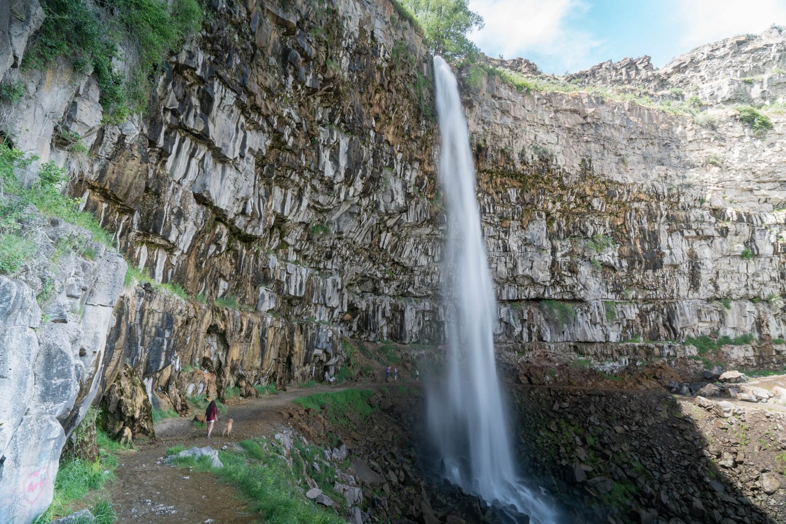 9 Must-See Destinations in Idaho During the Spring
